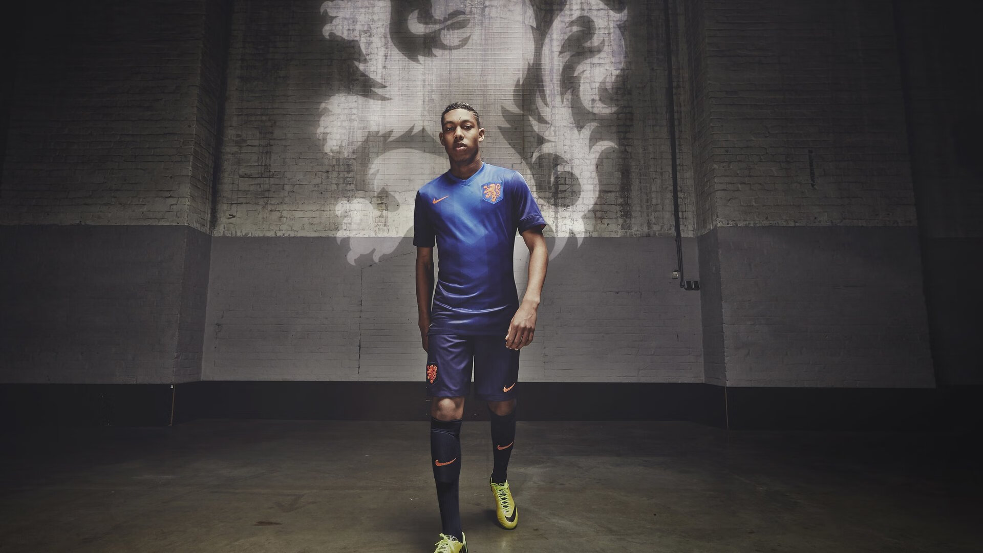 爱游戏平台-曼联U21队连续四场胜利，青训体系大放异彩，曼联青训出品